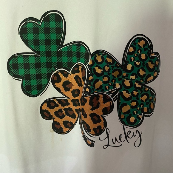 White shirt with shamrocks. NWOT never worn size M - Picture 2 of 3